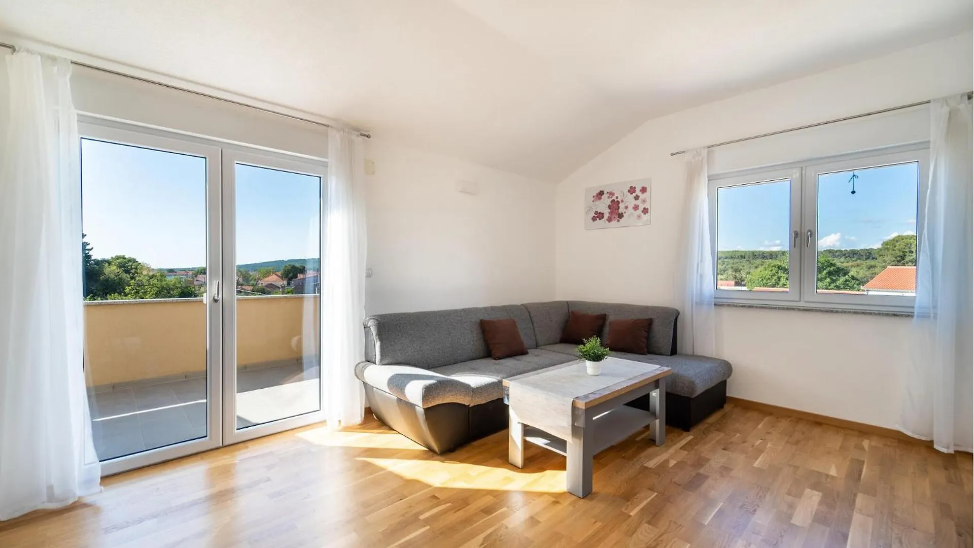 1 Bedroom Amazing Apartment In Sukosan Croatia